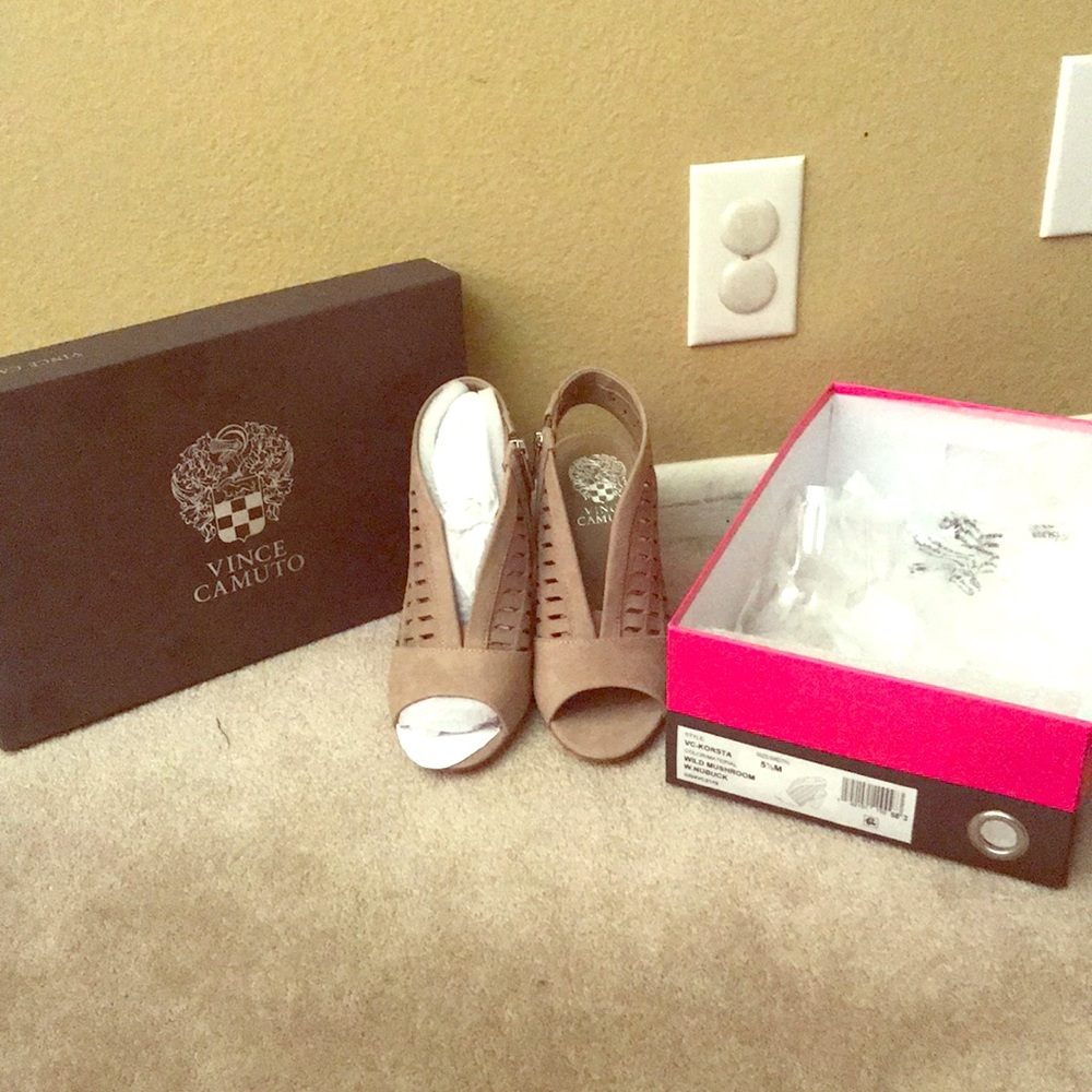 Vince Camuto Heels
